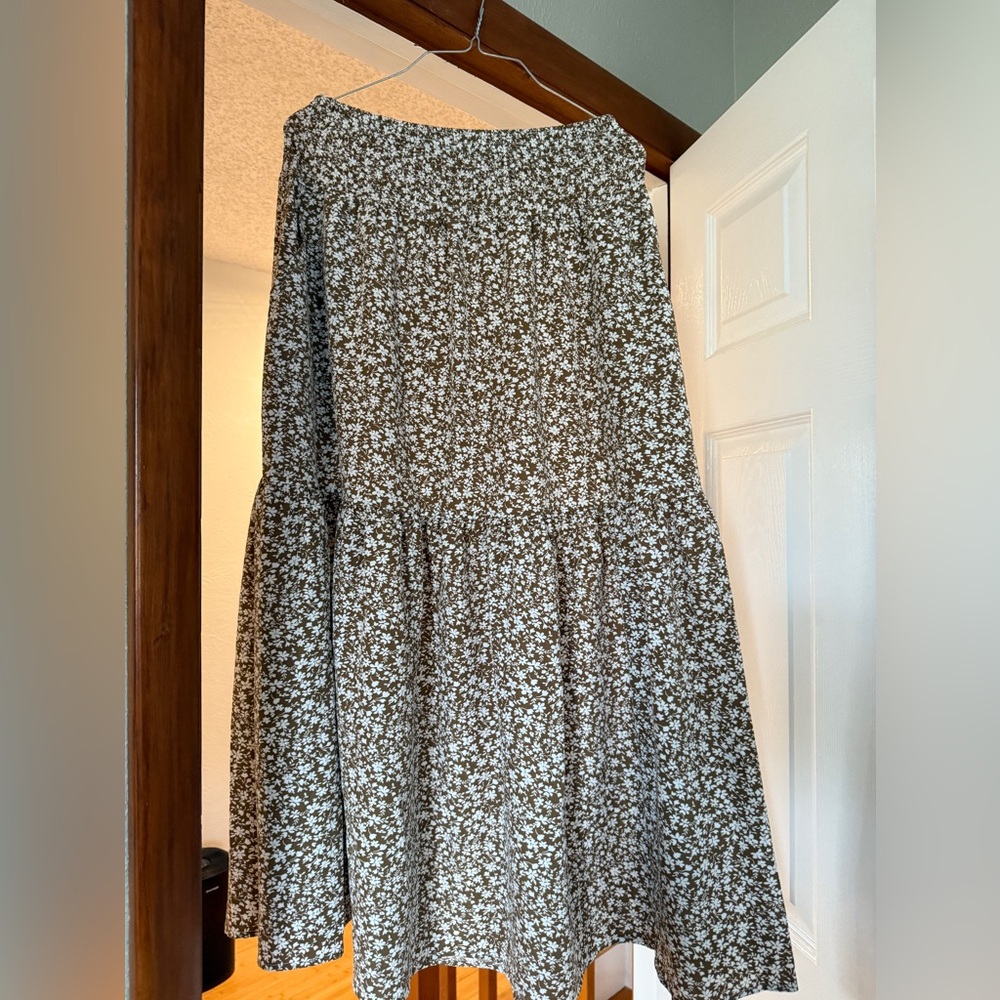SHEIN Khaki Pocketed Elastic Waist Skirt
